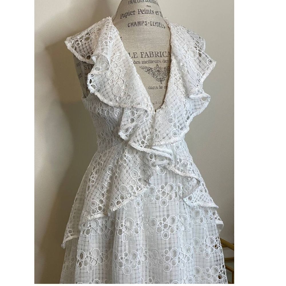 ELLIAT White Lace Mini Ruffle Interlude Style Mini Dress MEDIUM - Picture 12 of 12